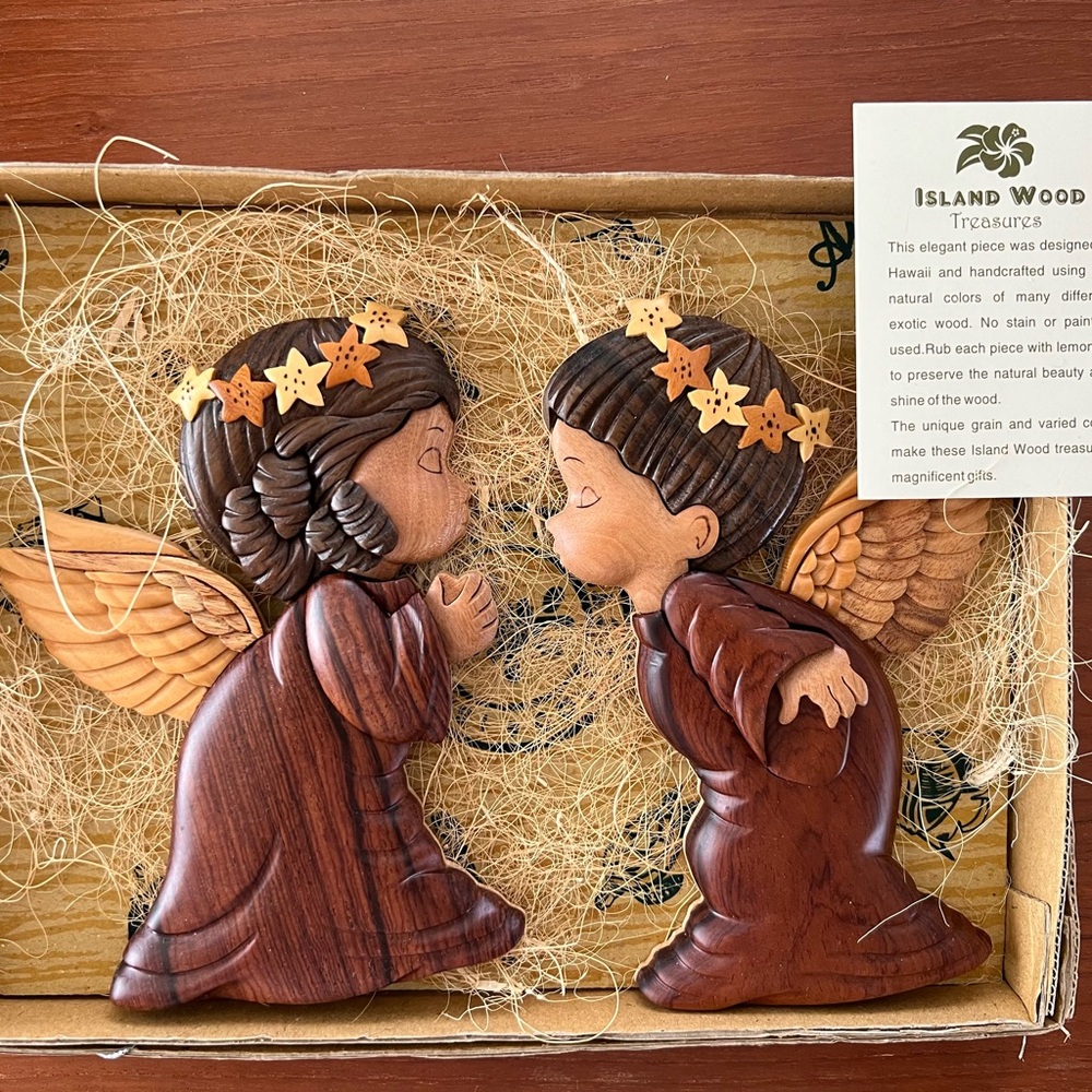 Hawaii crafted handmade wood art kissing angels